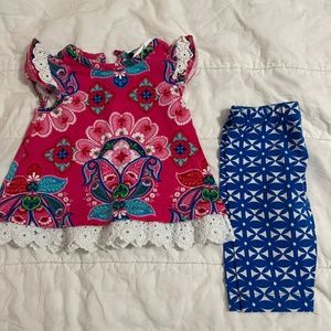 Counting Daisies Top and Leggings